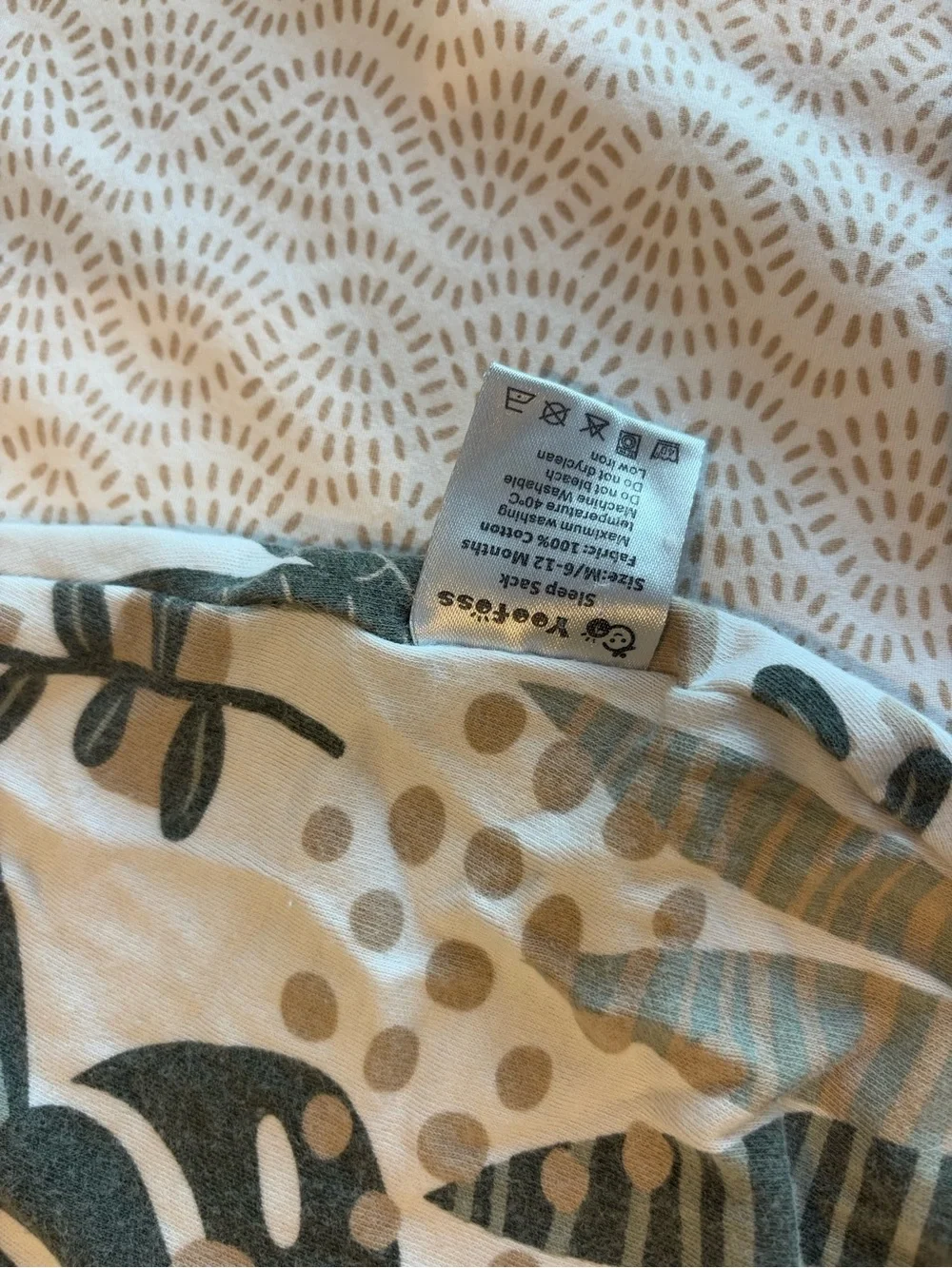 Yoofoss Kids Sleep Sack Set in Sage Green and Leaf Print